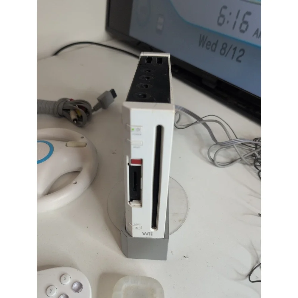 Nintendo Wii RVL-001 GameCube Compatible Console Wii Bundle Wires Wiimote More!